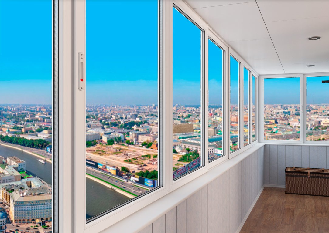 Остекление балконов в Москве