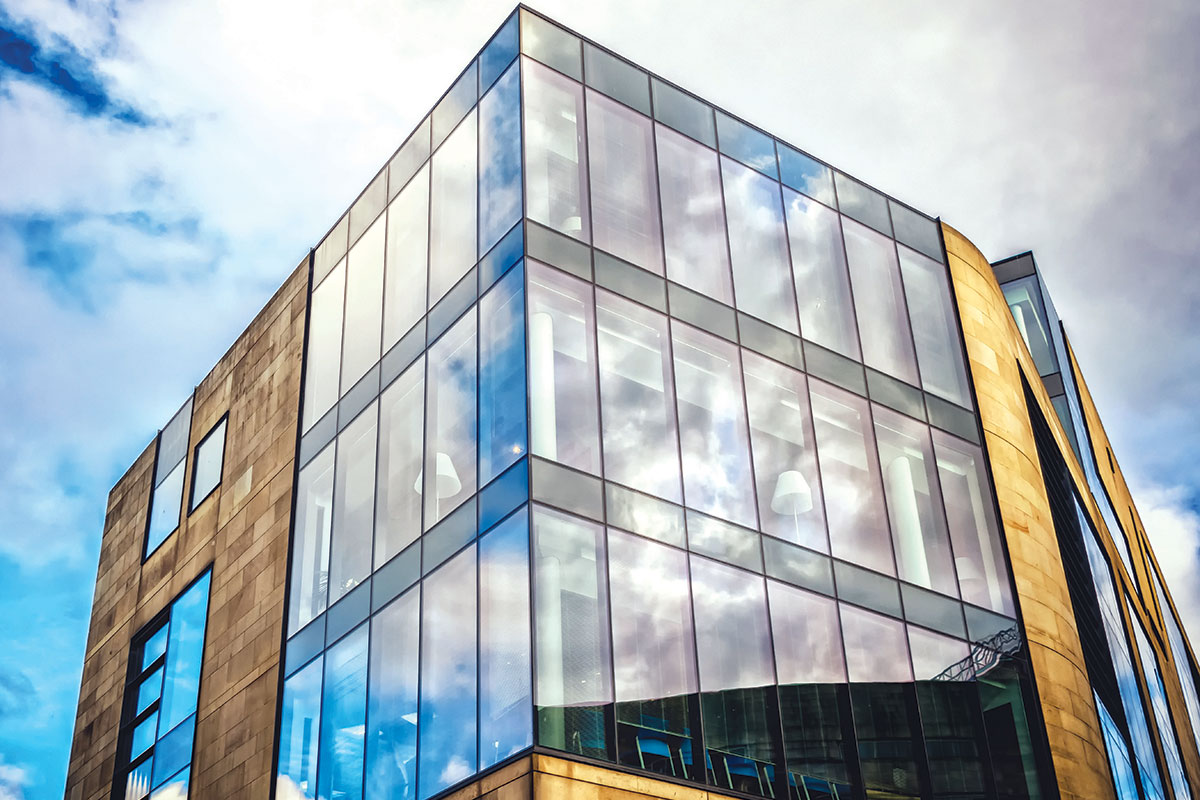 Цена остекления в Москве